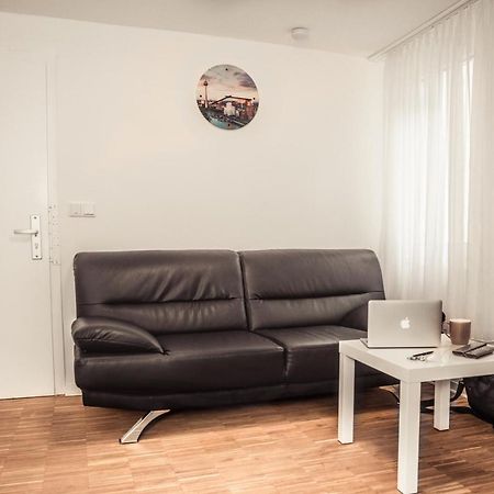 Altstadt Apartment Alisa 杜塞尔多夫 外观 照片